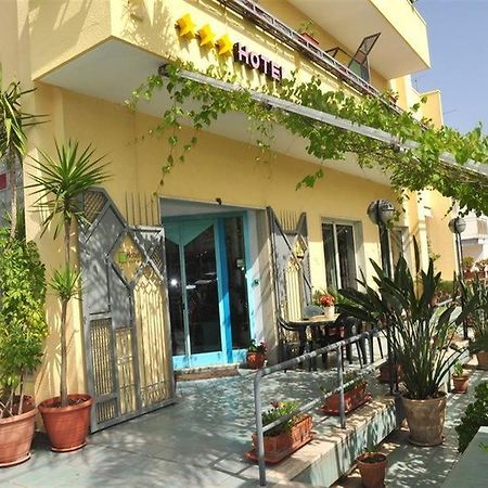 Hotel Pietra Verde Отранто Стая снимка