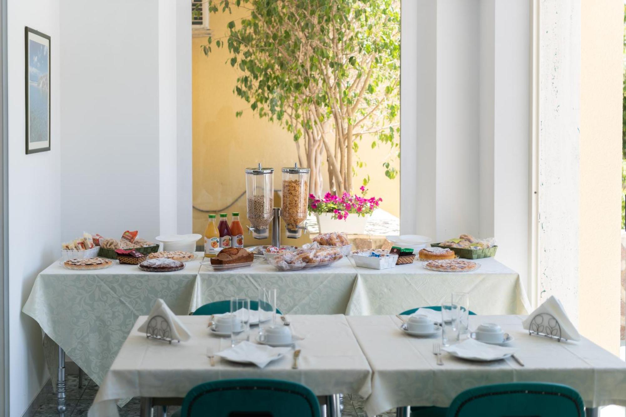 Hotel Pietra Verde Отранто Екстериор снимка